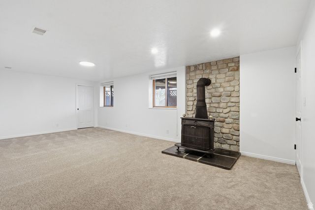 1443 E WASHAKIE CIR, Ogden, UT 84403