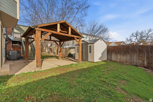 1443 E WASHAKIE CIR, Ogden, UT 84403