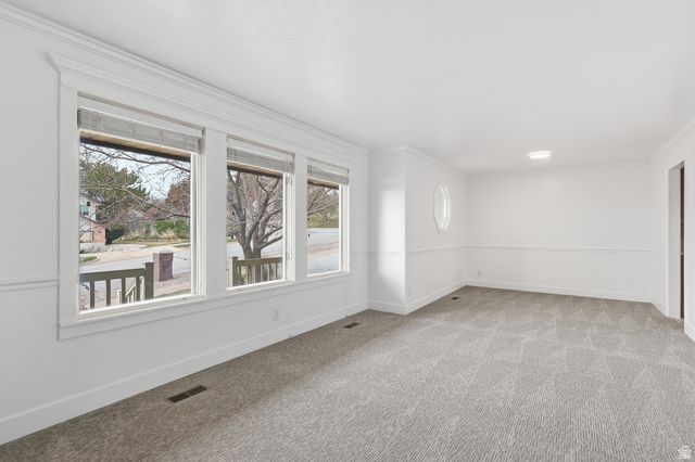 1443 E WASHAKIE CIR, Ogden, UT 84403