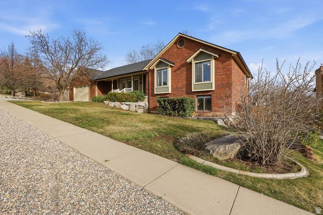 1443 E WASHAKIE CIR, Ogden, UT 84403