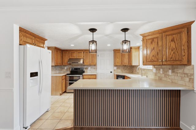 1443 E WASHAKIE CIR, Ogden, UT 84403