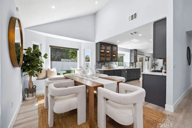 19700 Lull, Winnetka, CA 91306