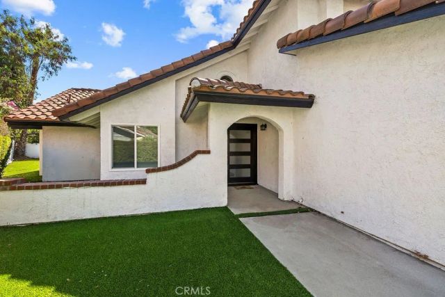 19700 Lull, Winnetka, CA 91306