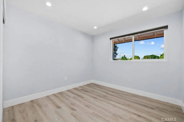 19700 Lull, Winnetka, CA 91306