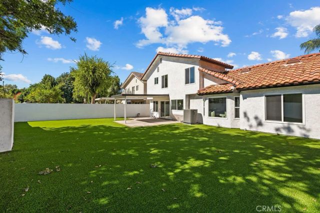 19700 Lull, Winnetka, CA 91306