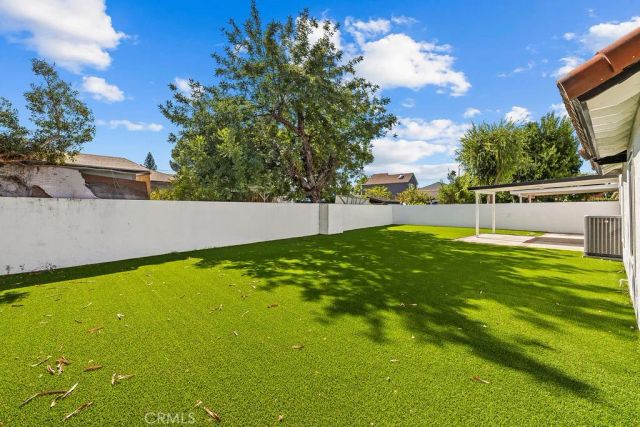 19700 Lull, Winnetka, CA 91306