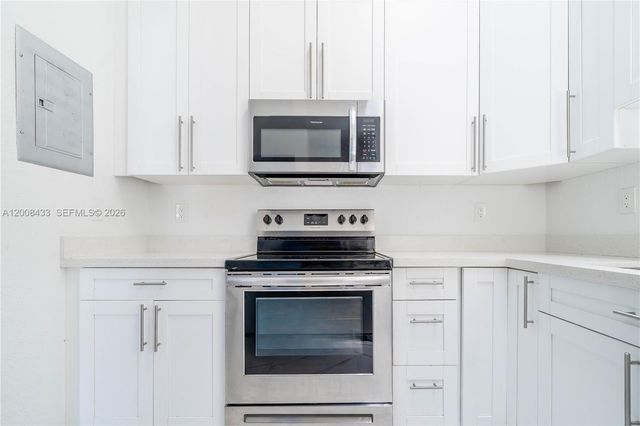 9804 NW 37th St 3E, Sunrise, FL 33351