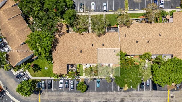 9804 NW 37th St 3E, Sunrise, FL 33351