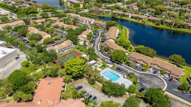 9804 NW 37th St 3E, Sunrise, FL 33351