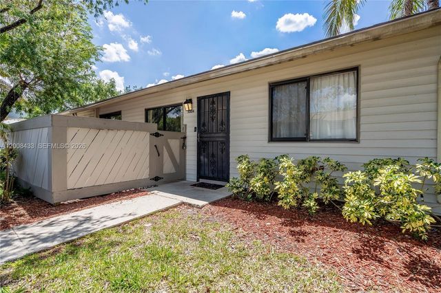 9804 NW 37th St 3E, Sunrise, FL 33351