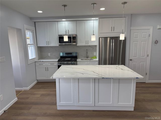 10731 121st Street, Richmond Hill S., NY 11419