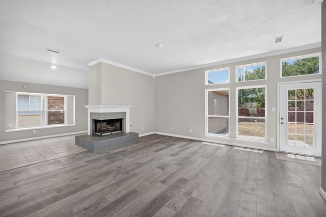 5800 Baker Drive, The Colony, TX 75056