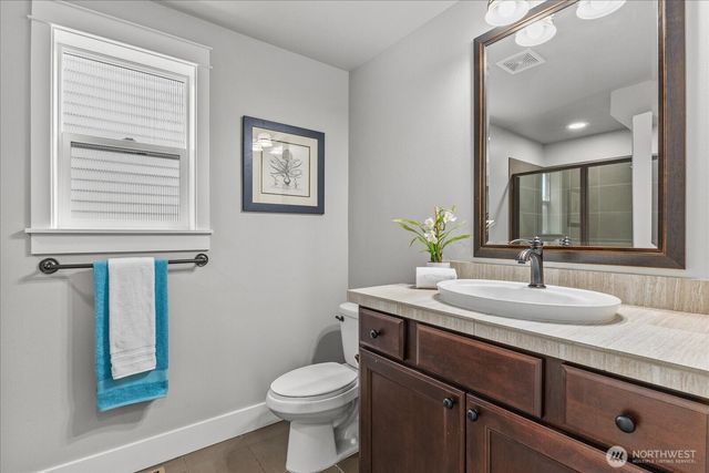 27174 SE 18th Place, Sammamish, WA 98075