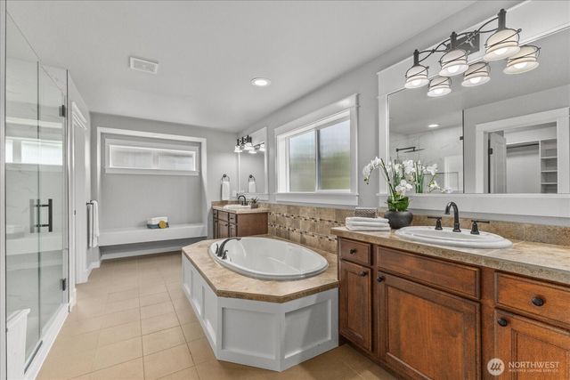 27174 SE 18th Place, Sammamish, WA 98075