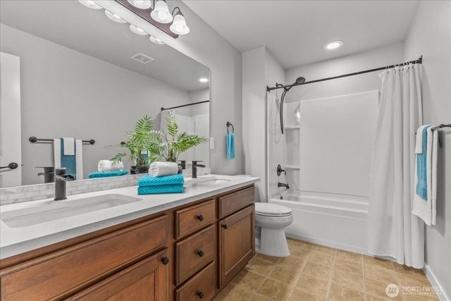 27174 SE 18th Place, Sammamish, WA 98075