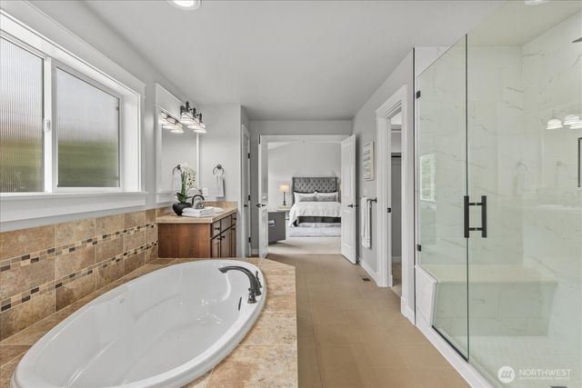 27174 SE 18th Place, Sammamish, WA 98075