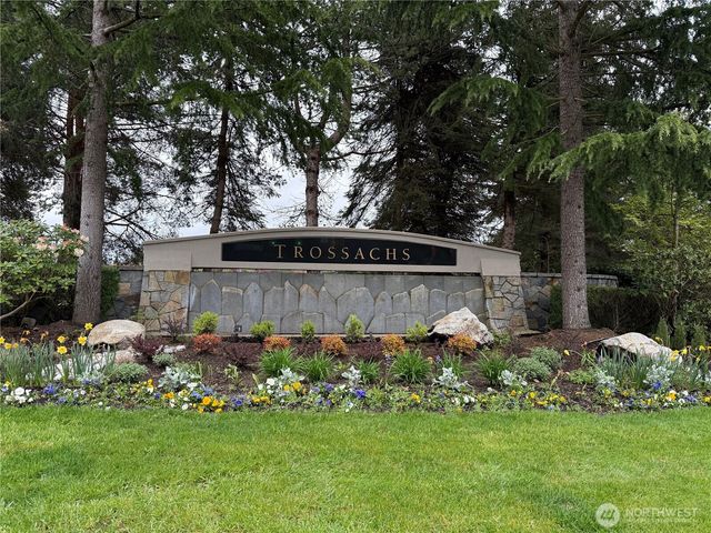 27174 SE 18th Place, Sammamish, WA 98075