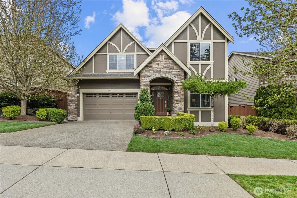 27174 SE 18th Place, Sammamish, WA 98075