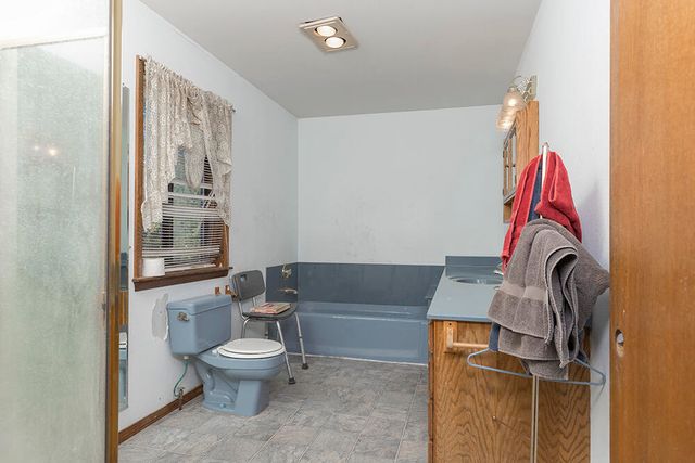 300 Work Lane, Grants Pass, OR 97527