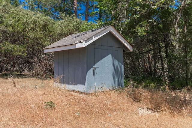 300 Work Lane, Grants Pass, OR 97527