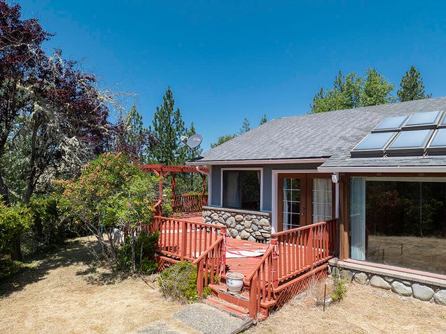 300 Work Lane, Grants Pass, OR 97527