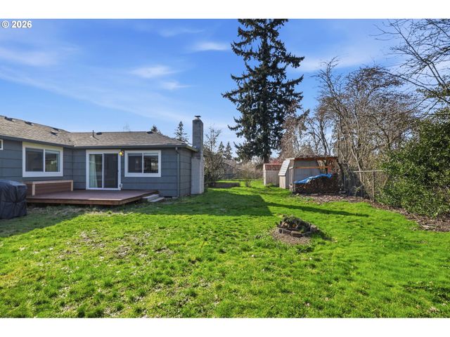 4900 WINTLER Dr, Vancouver, WA 98661