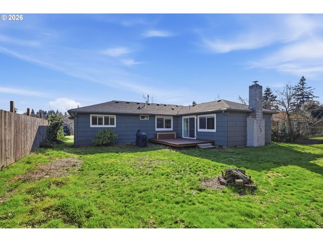 4900 WINTLER Dr, Vancouver, WA 98661