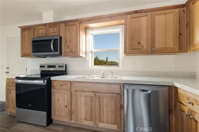 696 Buschmann, Paradise, CA 95969