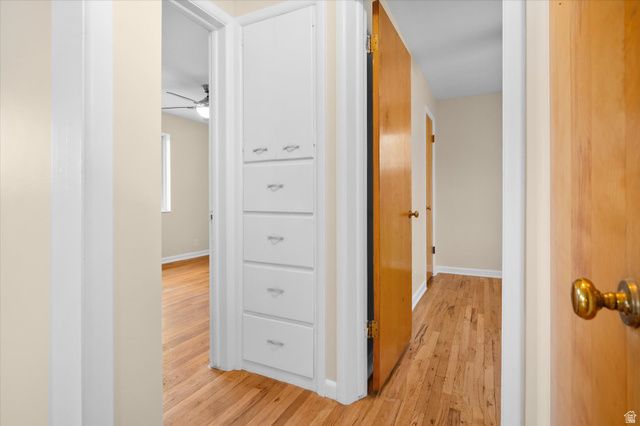 221 W OLYMPUS CIR, Midvale, UT 84047