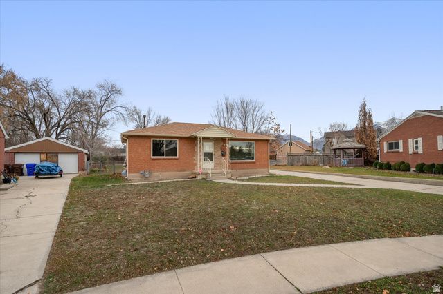 221 W OLYMPUS CIR, Midvale, UT 84047