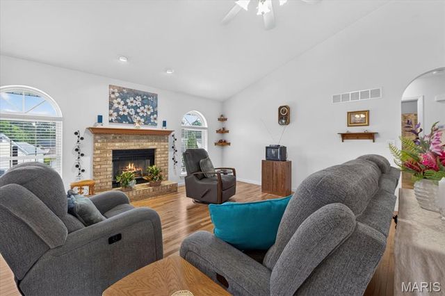 3132 Post Run Drive, O'fallon, MO 63368