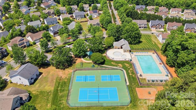 13747 Carleen Way Drive, Charlotte, NC 28213