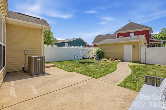 13747 Carleen Way Drive, Charlotte, NC 28213