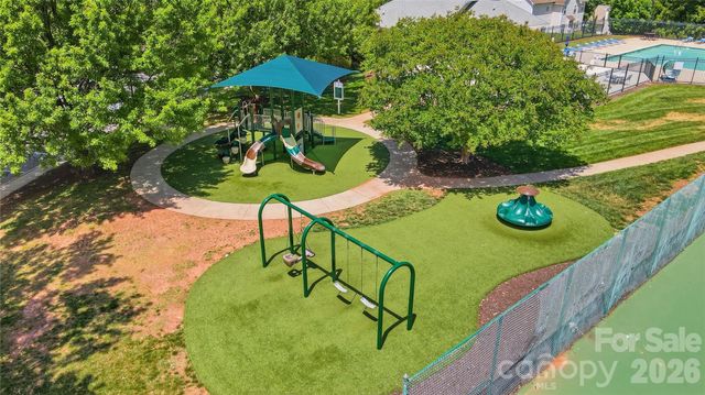 13747 Carleen Way Drive, Charlotte, NC 28213