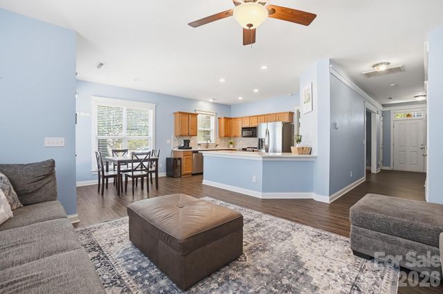 13747 Carleen Way Drive, Charlotte, NC 28213