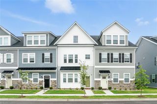 1808 Moravian WALK, Chesapeake, VA 23323