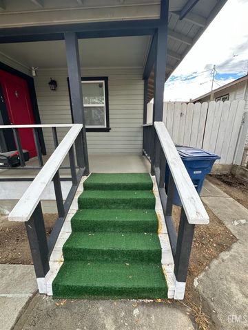 429 D Street, Taft, CA 93268