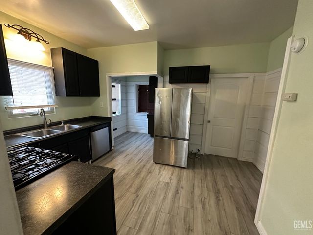 429 D Street, Taft, CA 93268