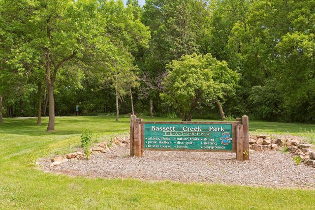 3845 Vera Cruz Avenue N, Robbinsdale, MN 55422