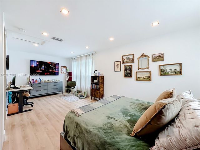 16523 Sapphire Street, Weston, FL 33331