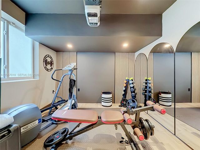 16523 Sapphire Street, Weston, FL 33331