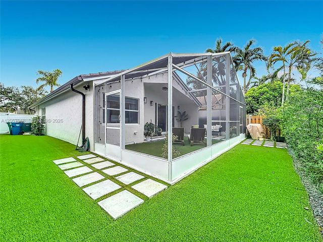 16523 Sapphire Street, Weston, FL 33331