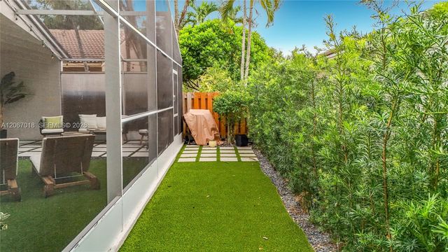 16523 Sapphire Street, Weston, FL 33331