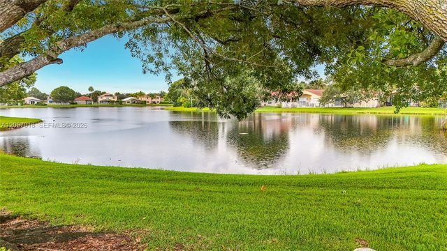 16523 Sapphire Street, Weston, FL 33331