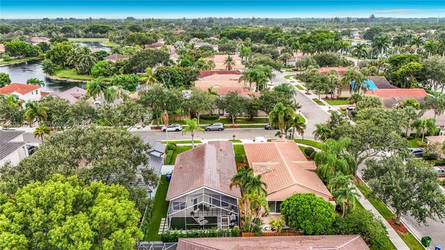 16523 Sapphire Street, Weston, FL 33331