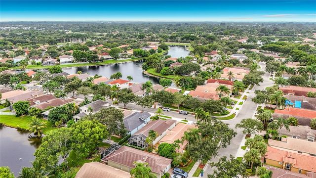 16523 Sapphire Street, Weston, FL 33331