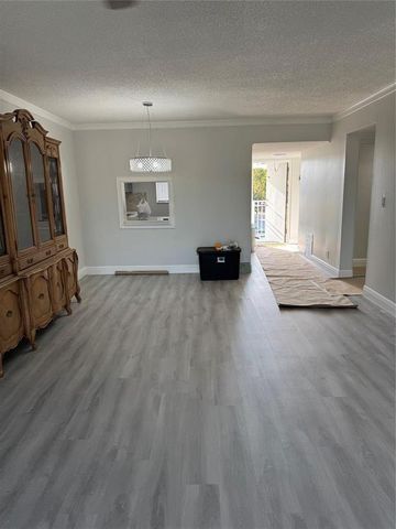 2960 Riverside Drive 312-2, Coral Springs, FL 33065