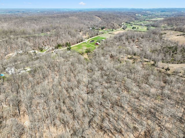 3819 Bear Creek Rd, Thompsons Station, TN 37179