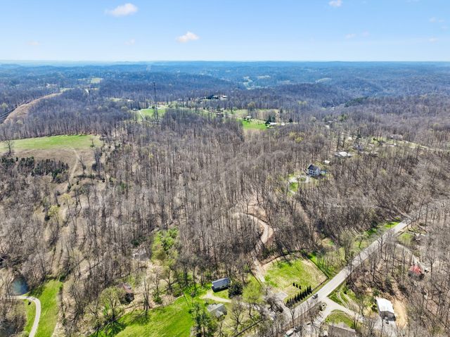 3819 Bear Creek Rd, Thompsons Station, TN 37179