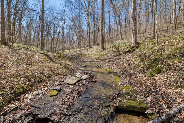 3819 Bear Creek Rd, Thompsons Station, TN 37179